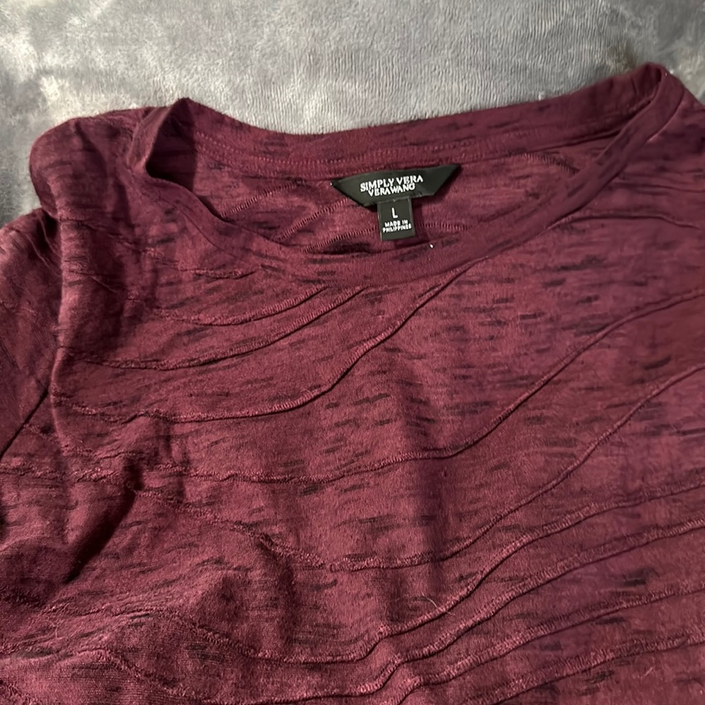 Simply Vera by Vera Wang t-shirt